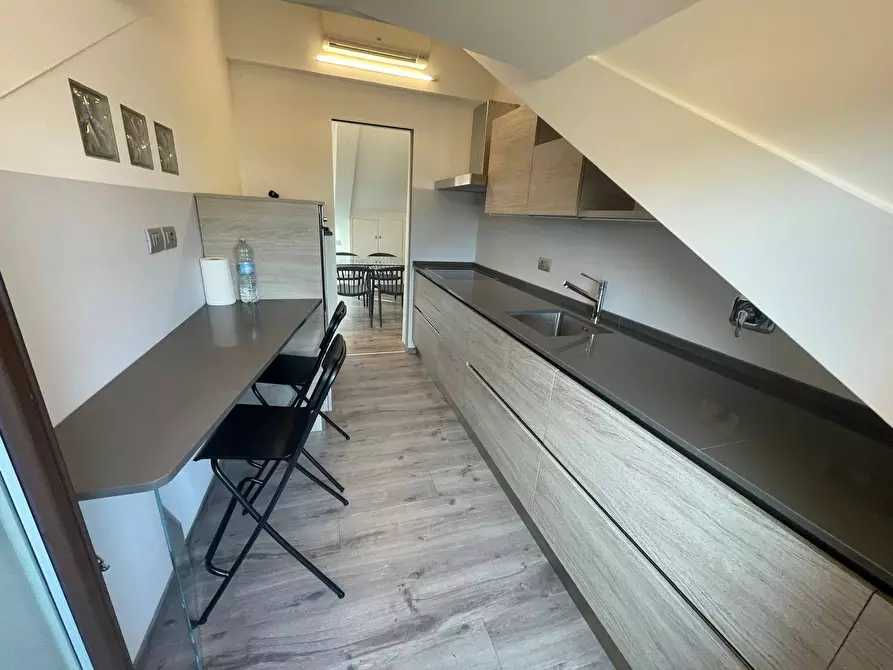 Immagine 3 di Attico in affitto  in Via Luisa Del Carretto 21 a Torino