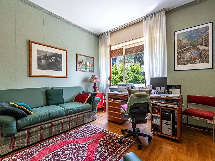 Immagine 9 di Appartamento in vendita  in Strada delle Terrazze a Torino