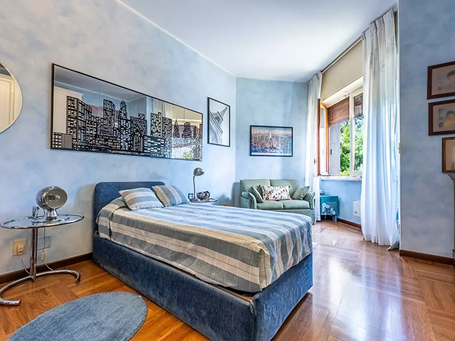 Immagine 11 di Appartamento in vendita  in Strada delle Terrazze a Torino
