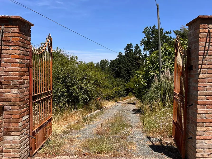 Immagine 8 di Rustico / casale in vendita  in Regione Secco 72 a Canelli