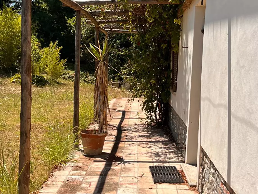 Immagine 5 di Rustico / casale in vendita  in Regione Secco 72 a Canelli