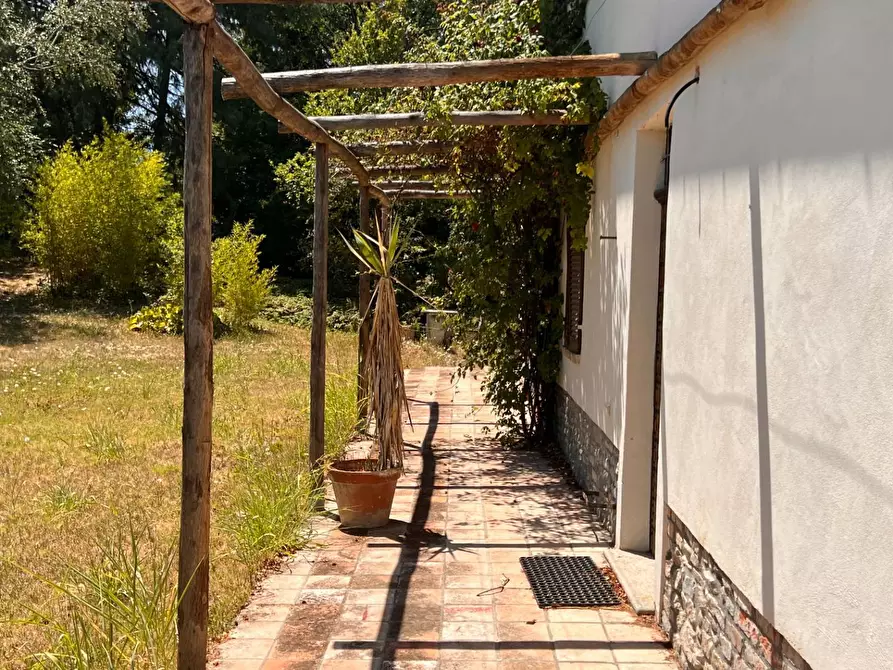 Immagine 18 di Rustico / casale in vendita  in Regione Secco 72 a Canelli