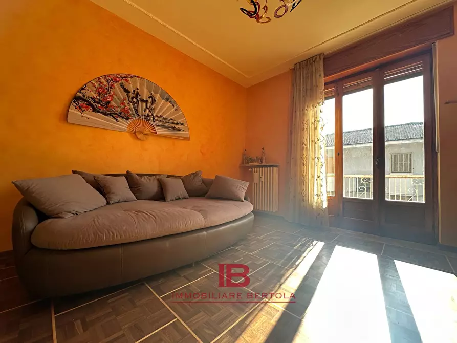Immagine 1 di Appartamento in vendita  in VIA BODONI 3 a Busca