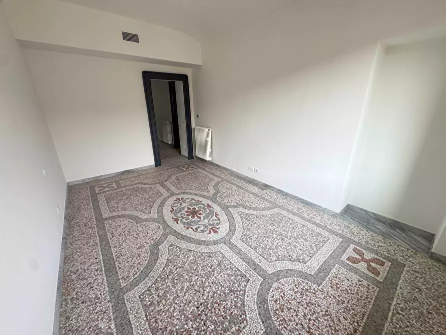 Immagine 9 di Appartamento in affitto  in Via Cernaia a Torino