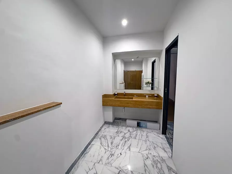 Immagine 13 di Appartamento in affitto  in Via Cernaia a Torino