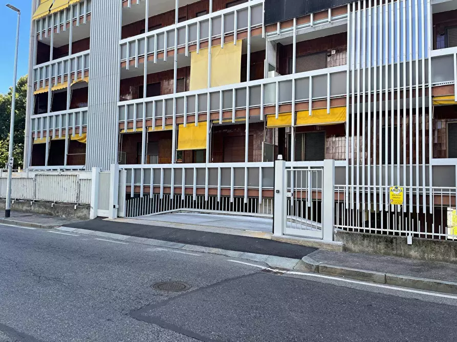 Immagine 13 di Box auto in affitto  in Via Roma 6 a Collegno