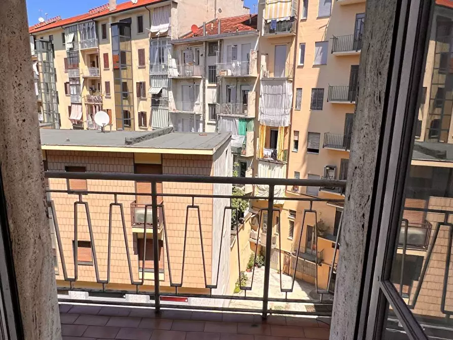 Immagine 9 di Appartamento in vendita  in Via Don Giovanni Bosco 15 a Torino