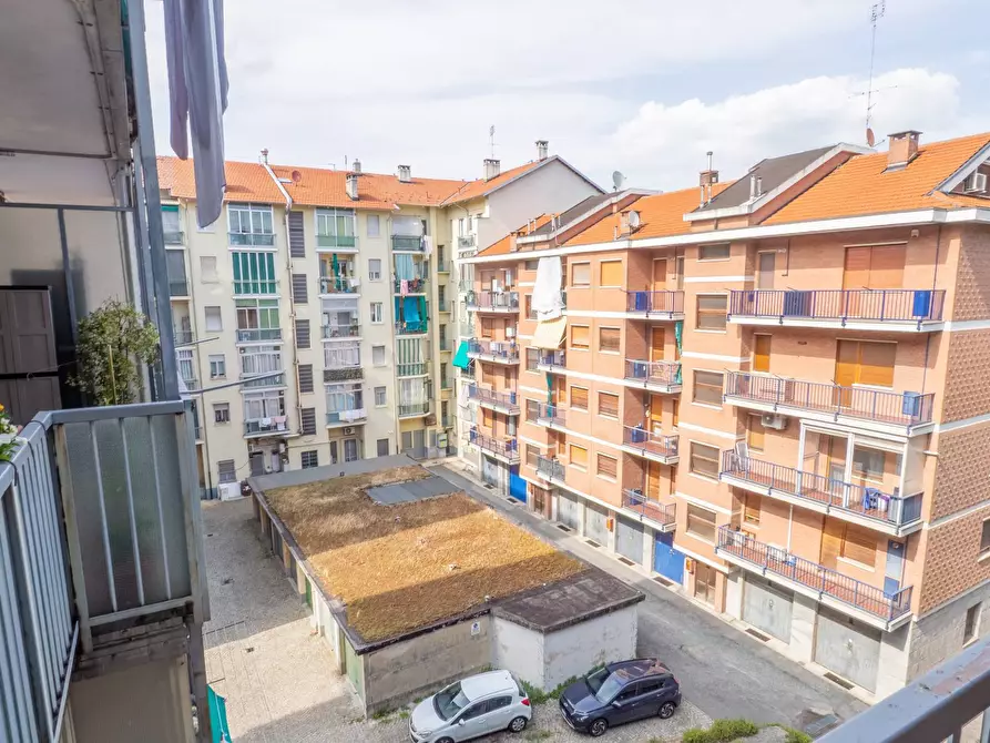 Immagine 42 di Appartamento in vendita  in viale Colli 5 a Rivoli