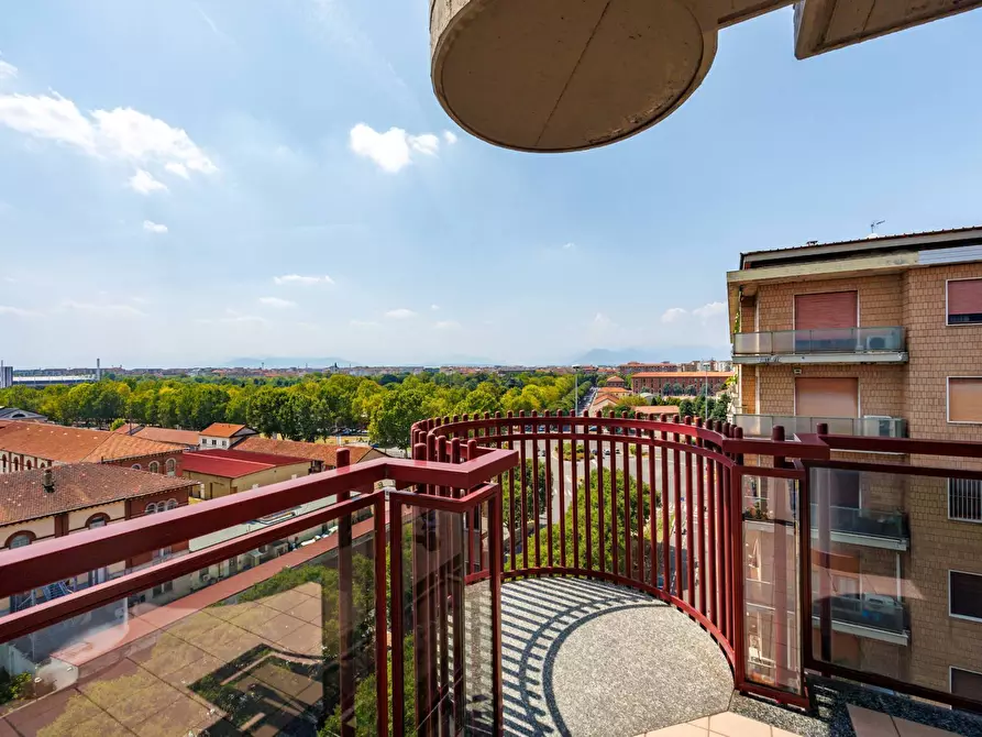 Immagine 34 di Attico in vendita  in Corso Lepanto a Torino