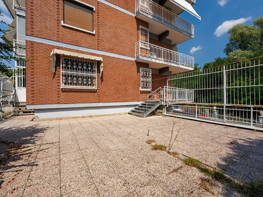 Immagine 19 di Appartamento in vendita  in Strada Visone a Moncalieri