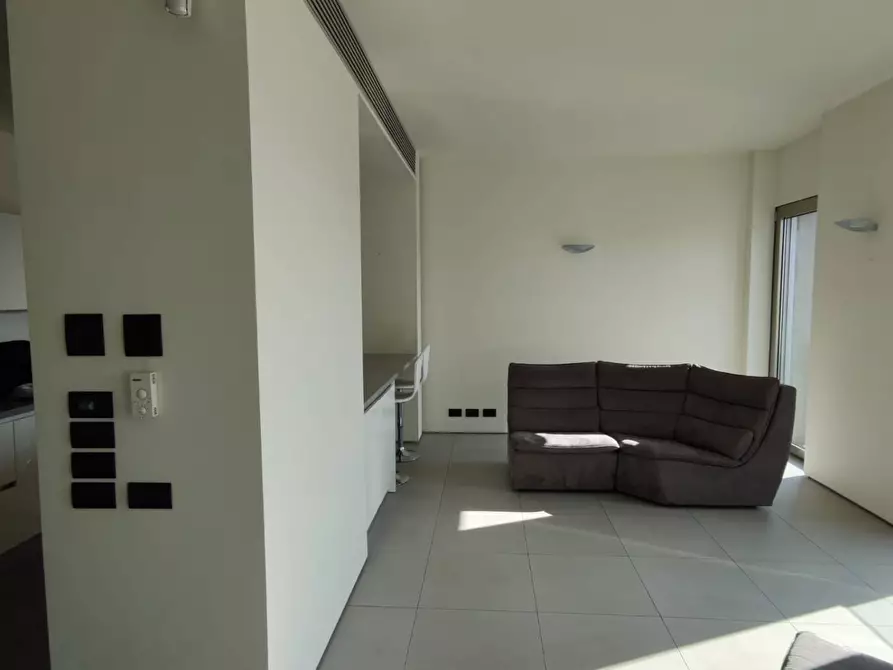 Immagine 5 di Appartamento in affitto  in Via Cernaia a Torino