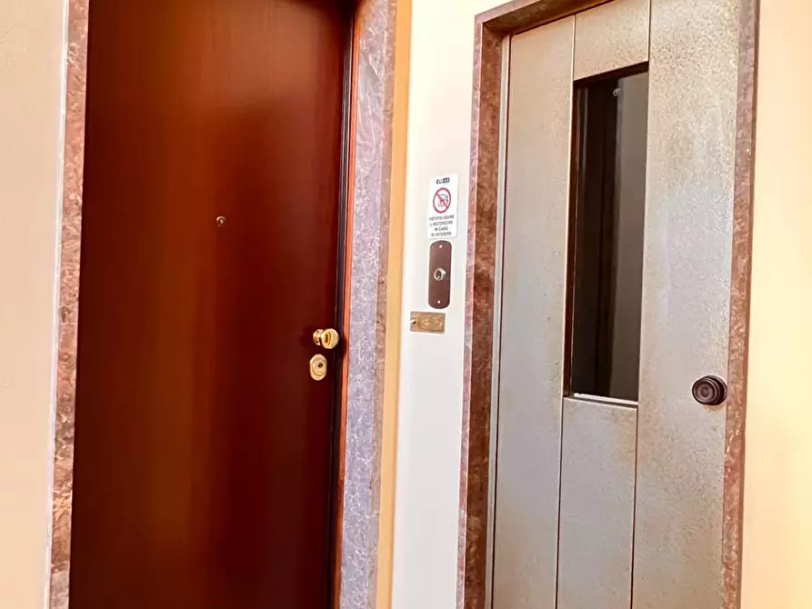Immagine 19 di Appartamento in vendita  in Via Bernardino Drovetti 22 a Torino
