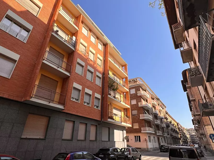 Immagine 29 di Appartamento in vendita  in Via Bernardino Drovetti 22 a Torino