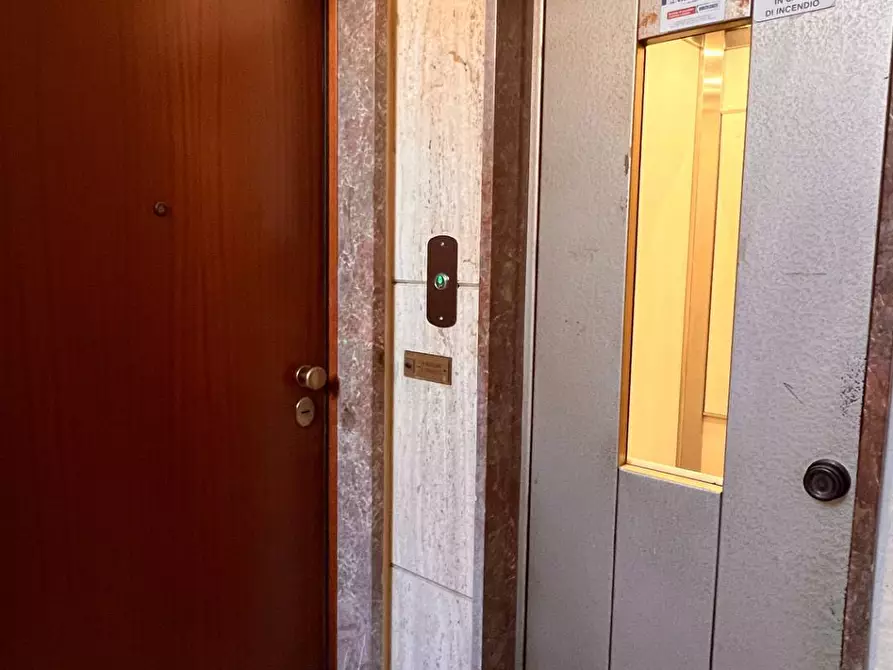 Immagine 22 di Appartamento in vendita  in Via Bernardino Drovetti 22 a Torino