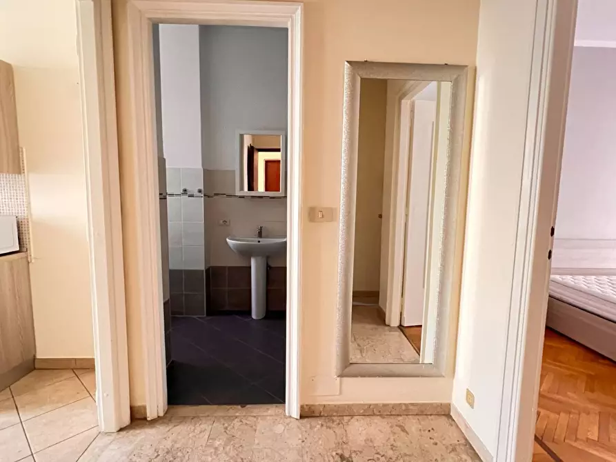 Immagine 3 di Appartamento in vendita  in Via Bernardino Drovetti 22 a Torino