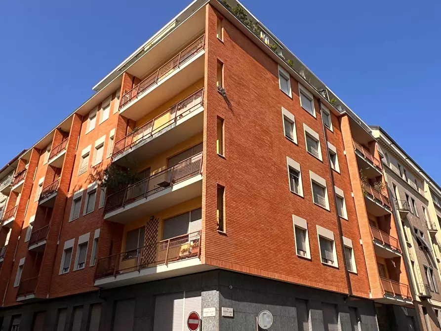 Immagine 30 di Appartamento in vendita  in Via Bernardino Drovetti 22 a Torino