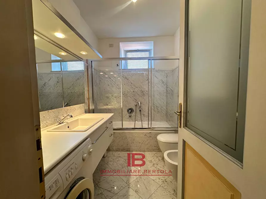 Immagine 18 di Appartamento in affitto  in VIA FRATELLI RAMORINO a Cuneo