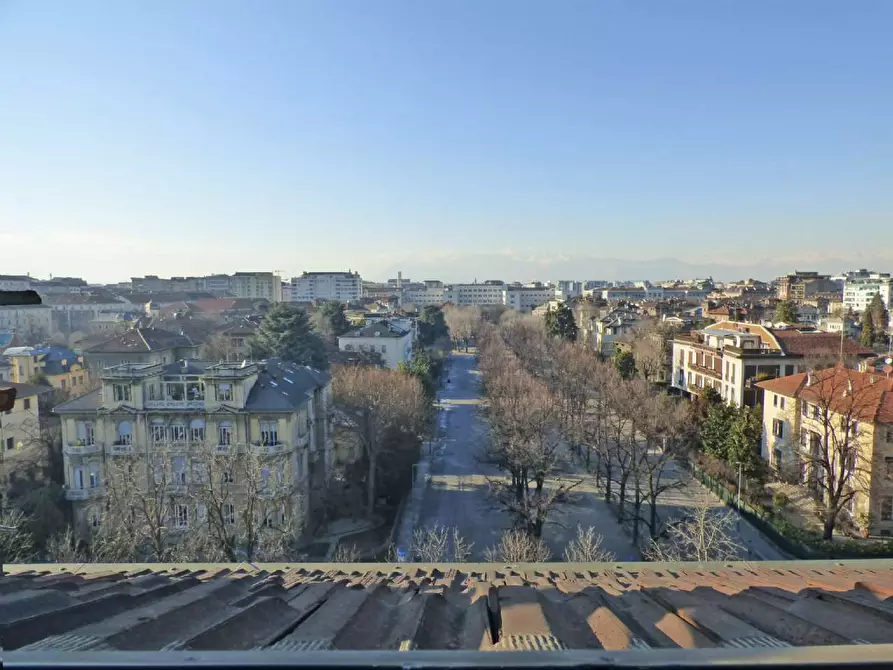 Immagine 4 di Attico in affitto  in Corso Galileo Ferraris 67 a Torino