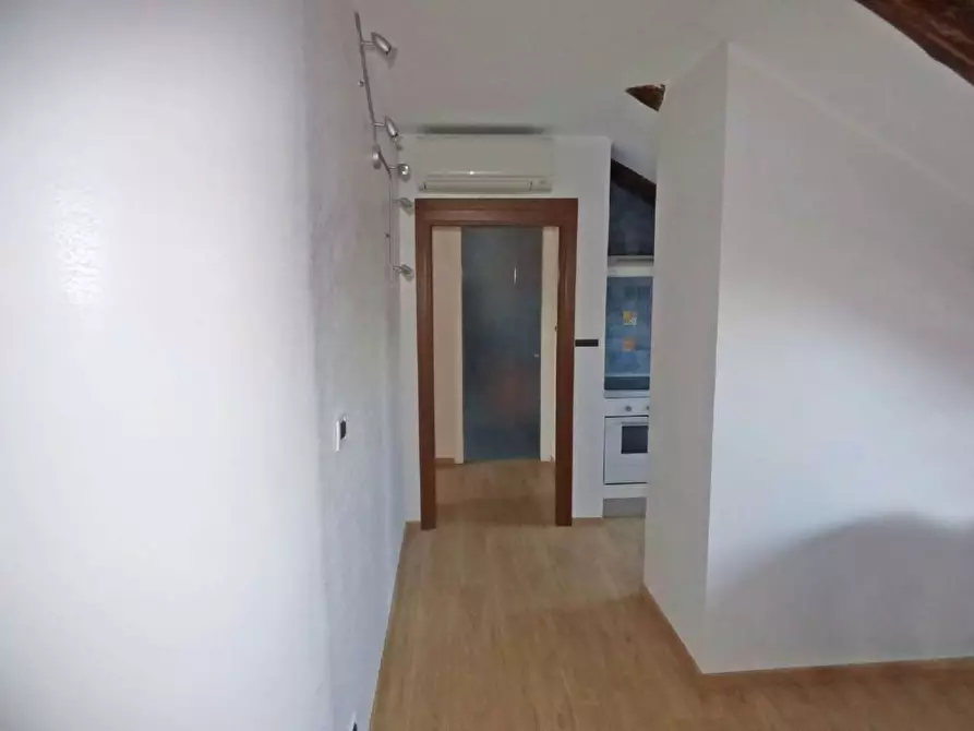 Immagine 9 di Attico in affitto  in Corso Galileo Ferraris 67 a Torino