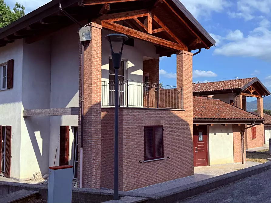 Immagine 1 di Villa in vendita  in strada Pracarbone a Villanova Mondovì