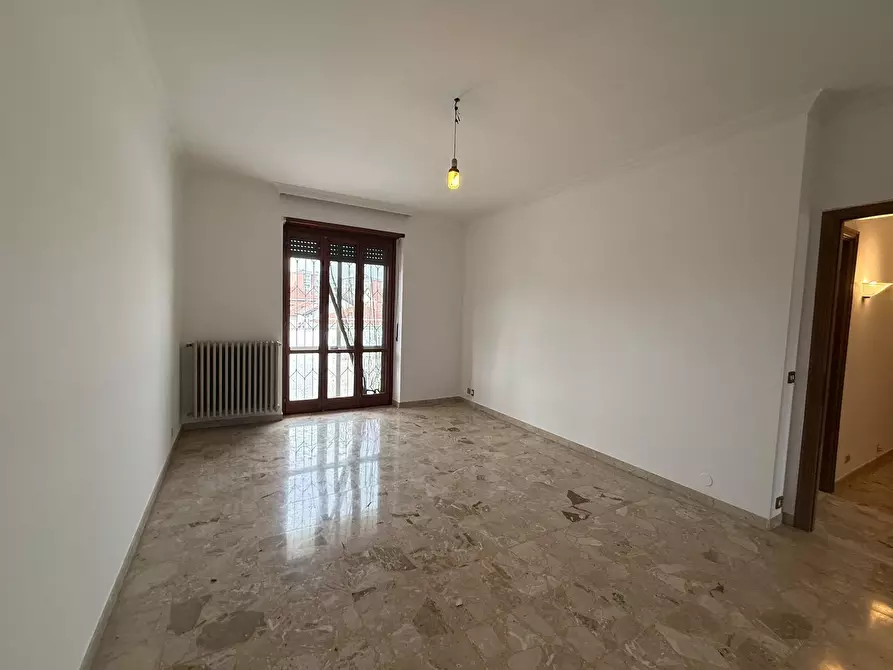 Immagine 12 di Ufficio in affitto  in strada Piossasco 40 a Torino