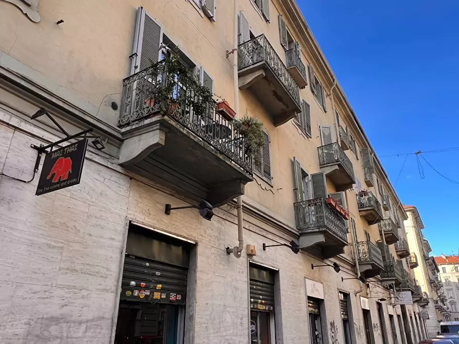 Immagine 4 di Negozio in affitto  in Via Giuseppe Grassi 15 a Torino
