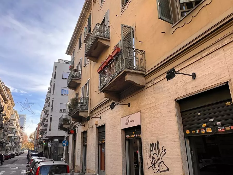 Immagine 7 di Negozio in affitto  in Via Giuseppe Grassi 15 a Torino