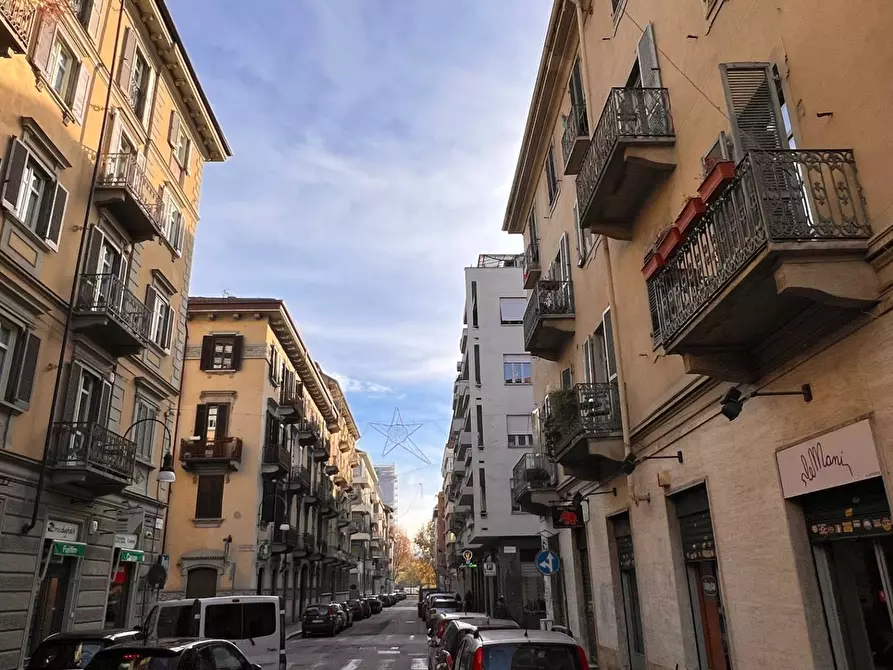 Immagine 24 di Negozio in affitto  in Via Giuseppe Grassi 15 a Torino