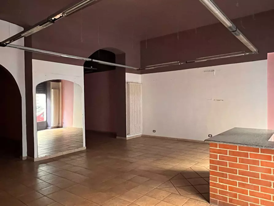 Immagine 10 di Negozio in affitto  in Via Giuseppe Grassi 15 a Torino