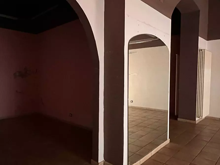 Immagine 11 di Negozio in affitto  in Via Giuseppe Grassi 15 a Torino