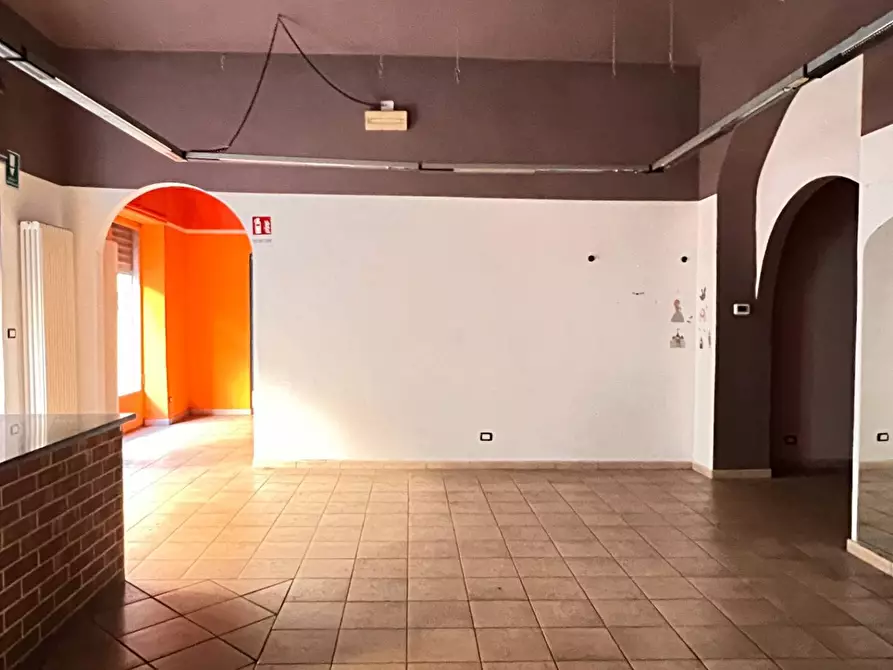 Immagine 17 di Negozio in affitto  in Via Giuseppe Grassi 15 a Torino