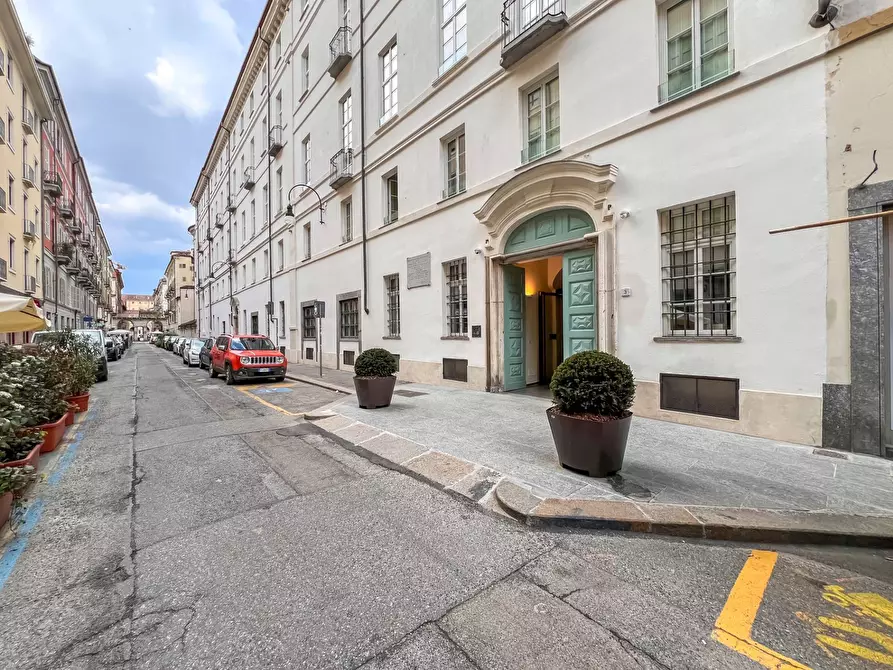 Immagine 30 di Appartamento in affitto  in Via San Francesco Da Paola a Torino