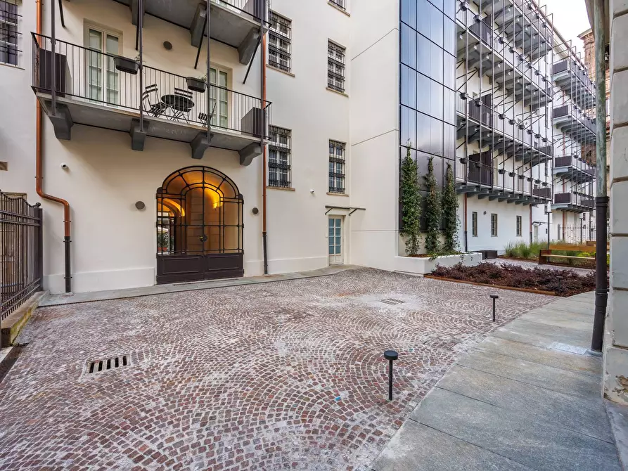 Immagine 28 di Appartamento in affitto  in Via San Francesco Da Paola a Torino