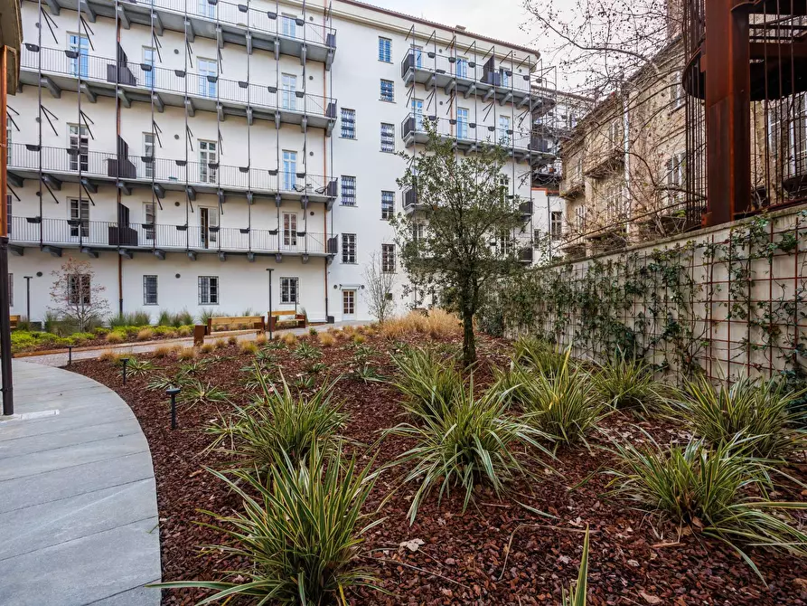 Immagine 29 di Appartamento in affitto  in Via San Francesco Da Paola a Torino