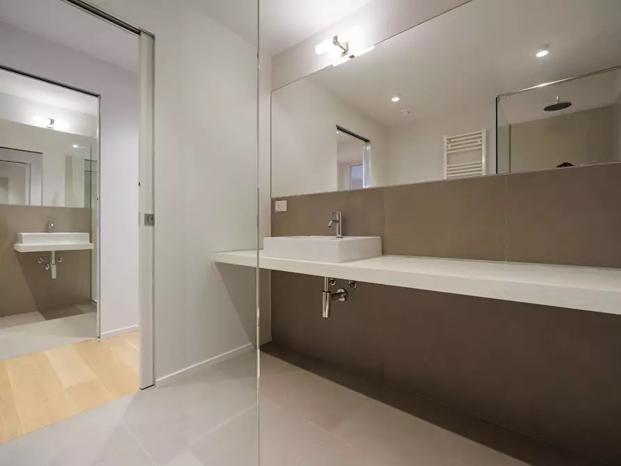 Immagine 18 di Appartamento in affitto  in Via San Francesco Da Paola a Torino