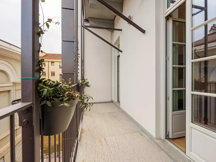 Immagine 5 di Appartamento in affitto  in Via San Francesco Da Paola a Torino