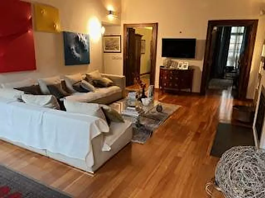 Immagine 19 di Appartamento in vendita  in Via Accademia Albertina 35 a Torino