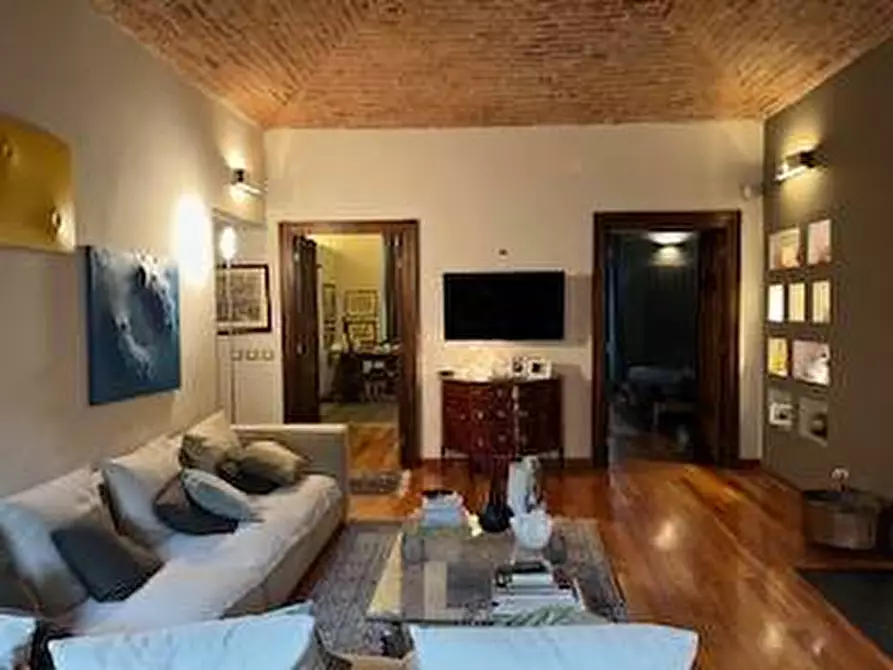 Immagine 23 di Appartamento in vendita  in Via Accademia Albertina 35 a Torino