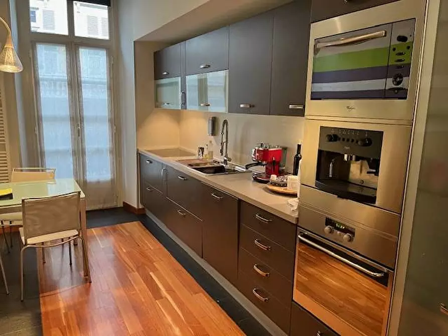 Immagine 37 di Appartamento in vendita  in Via Accademia Albertina 35 a Torino