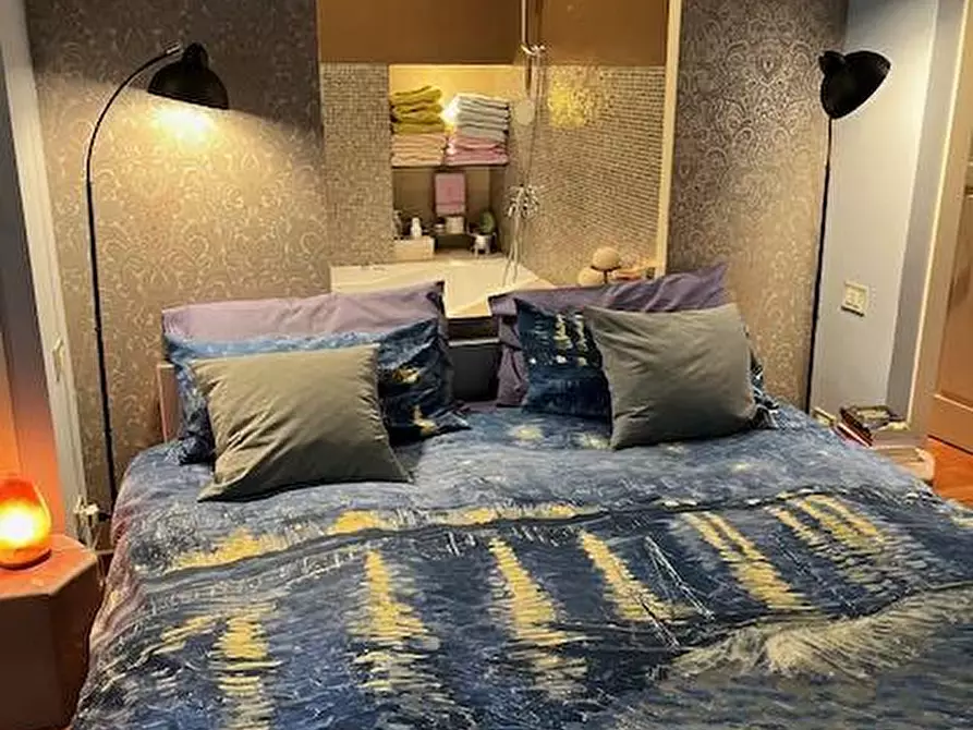 Immagine 52 di Appartamento in vendita  in Via Accademia Albertina 35 a Torino