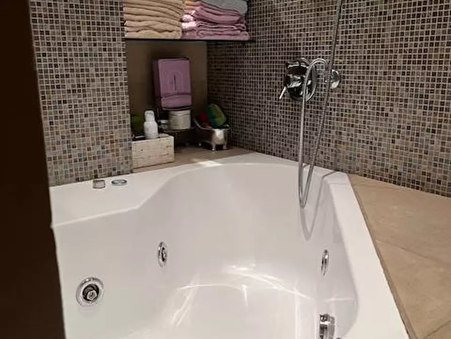 Immagine 55 di Appartamento in vendita  in Via Accademia Albertina 35 a Torino