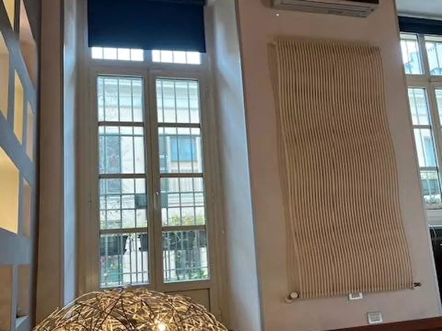 Immagine 60 di Appartamento in vendita  in Via Accademia Albertina 35 a Torino