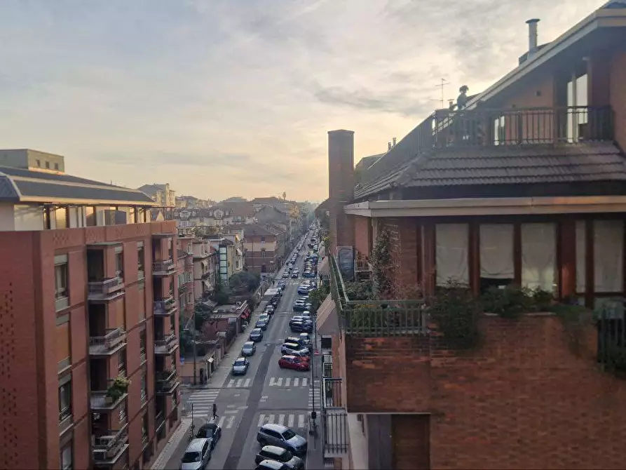 Immagine 10 di Appartamento in vendita  in Via Alfonso Lamarmora 7 a Torino