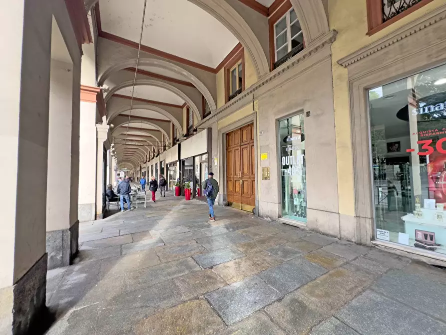 Immagine 13 di Attico in affitto  in Via Cernaia 38 a Torino