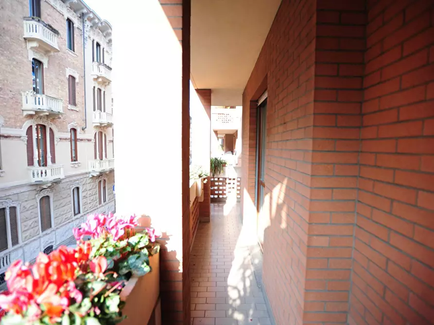 Immagine 15 di Appartamento in affitto  in Via Giacinto Collegno 40 a Torino