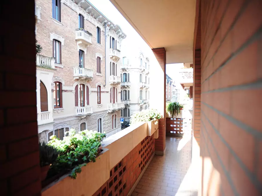 Immagine 16 di Appartamento in affitto  in Via Giacinto Collegno 40 a Torino