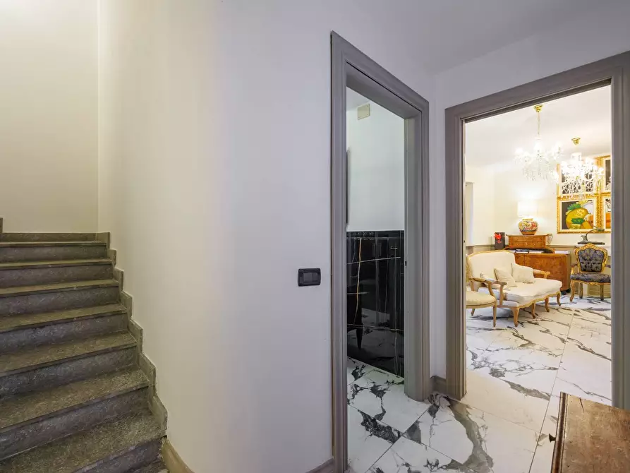 Immagine 9 di Villa in affitto  in Via Monferrato a Torino