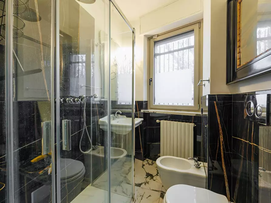 Immagine 8 di Villa in affitto  in Via Monferrato a Torino