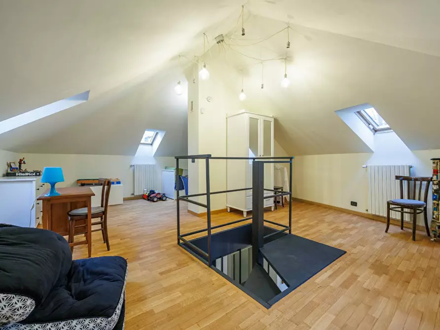 Immagine 31 di Villa in affitto  in Via Monferrato a Torino