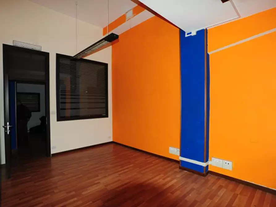 Immagine 5 di Ufficio in affitto  in Corso Turati 13 a Torino